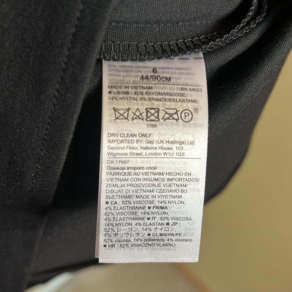 NWT Banana Republic Black sheath style Dress size 6. - Picture 7 of 7